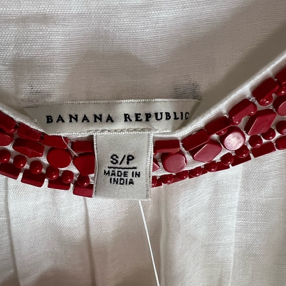 NWT Banana Republic white strapped camisole top, red beaded detailing,size Small - Picture 12 of 14